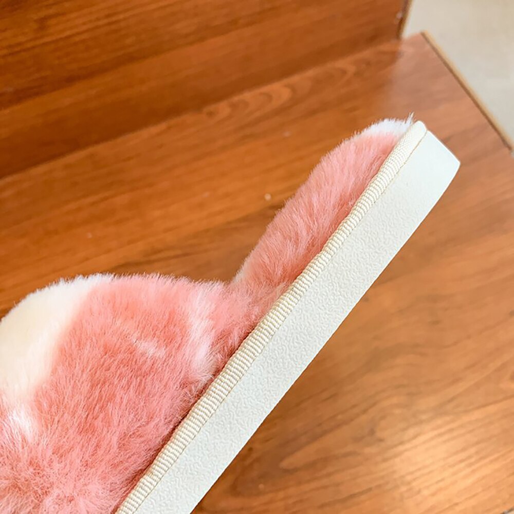 Soft Warm Home Slippers Winter Warm Indoor Shoes Woman Flat Platform Slippers High Quality Furry Faux Fur Slides For Women