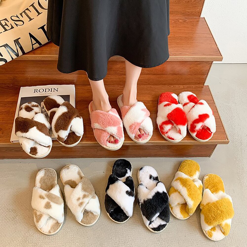 Soft Warm Home Slippers Winter Warm Indoor Shoes Woman Flat Platform Slippers High Quality Furry Faux Fur Slides For Women