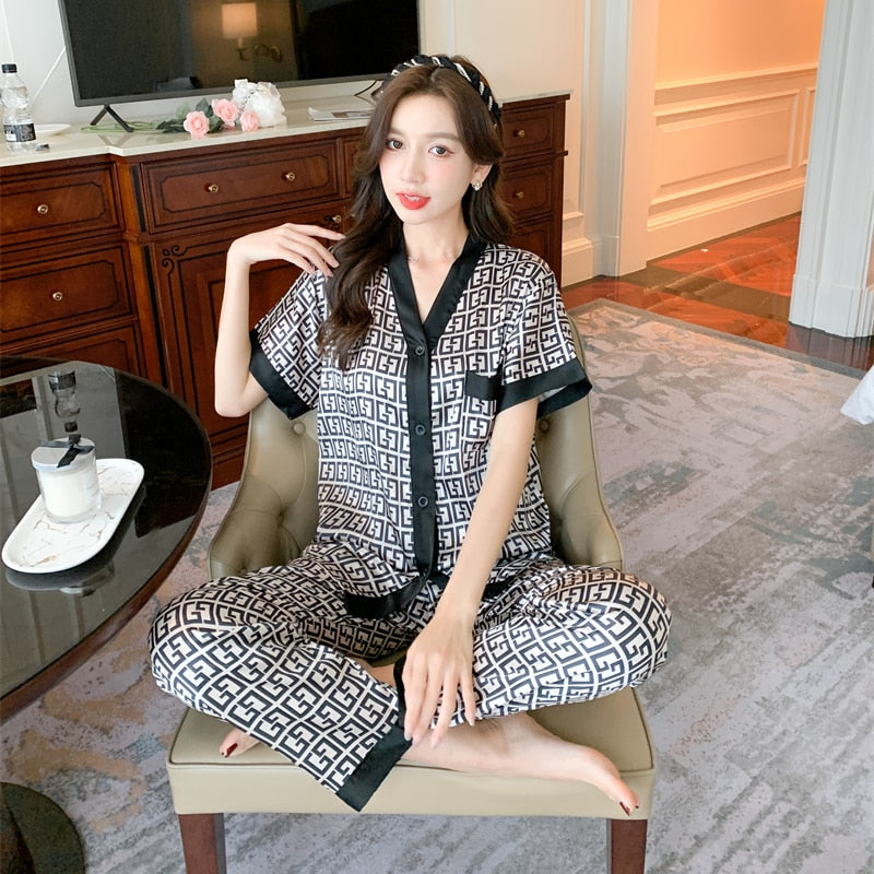 M-5XL Plus Size Luxury Silk Pajamas for Women Summer V Neck Letter Print Home Suit Stain Pajama Set Woman Sleepwear Pijama Mujer